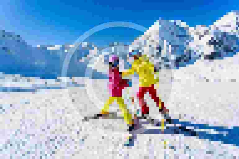 A Guide for Newbies: Skies or Snowboards?